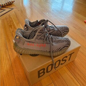 Adidas Yeezy Boost 350 V2 Gray Sneakers